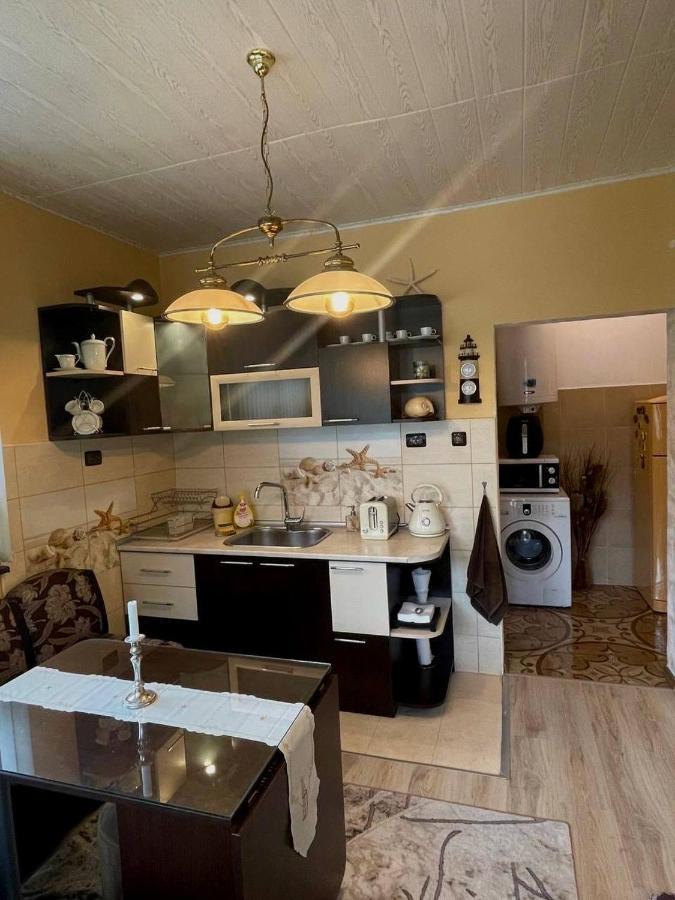 Z-Apartment In تريفنا المظهر الخارجي الصورة
