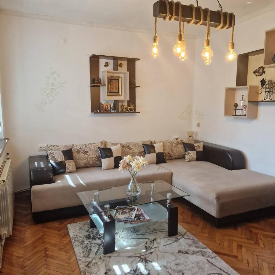 Z-Apartment In تريفنا المظهر الخارجي الصورة